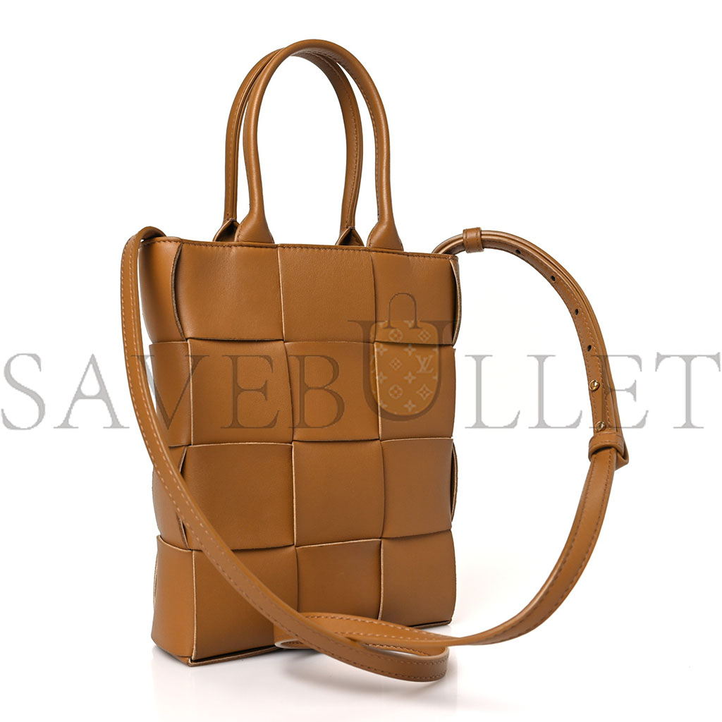 bo*te*ga  ve*ne*ta lambskin maxi intrecciato mini N0*H south cassette tote camel gold (27*24*5cm)