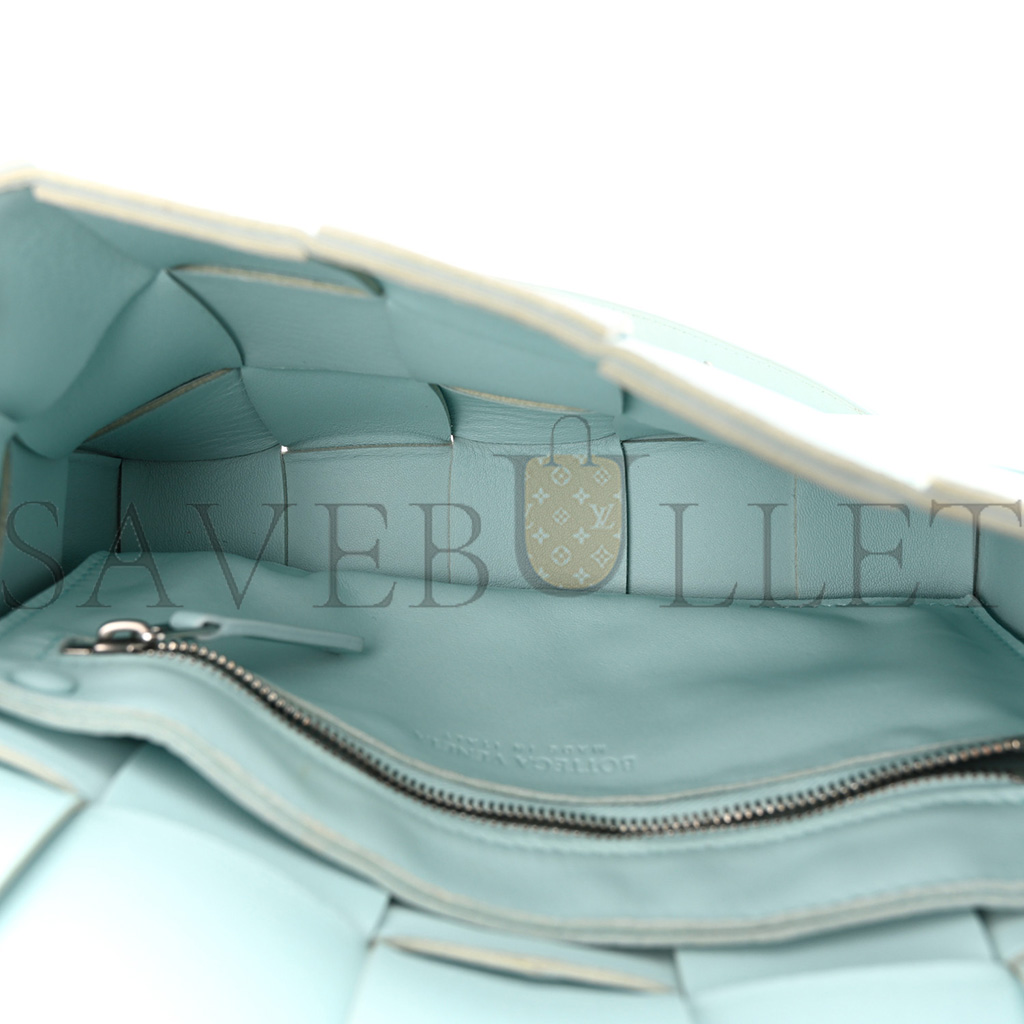 bo*te*ga Ve*ne*ta nappa maxi intreccio cassette bag teal washed  (23*15*5.5cm)