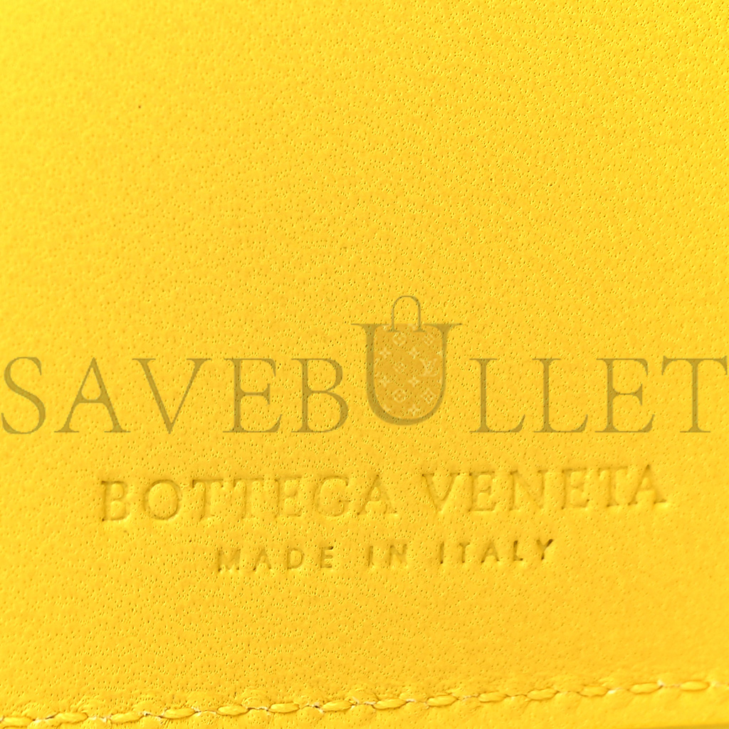 bo*te*ga Ve*ne*ta nappa maxi intrecciato bi fold wallet buttercup  (11*10*2cm)